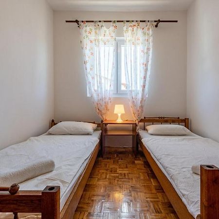 Apartment Neven Privlaka  Kültér fotó