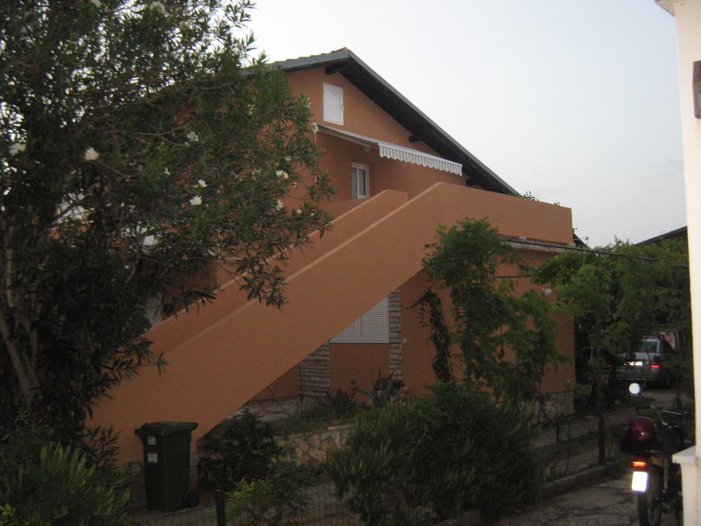 Apartment Neven Privlaka  Kültér fotó